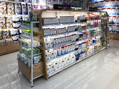 母婴店_日用品货架